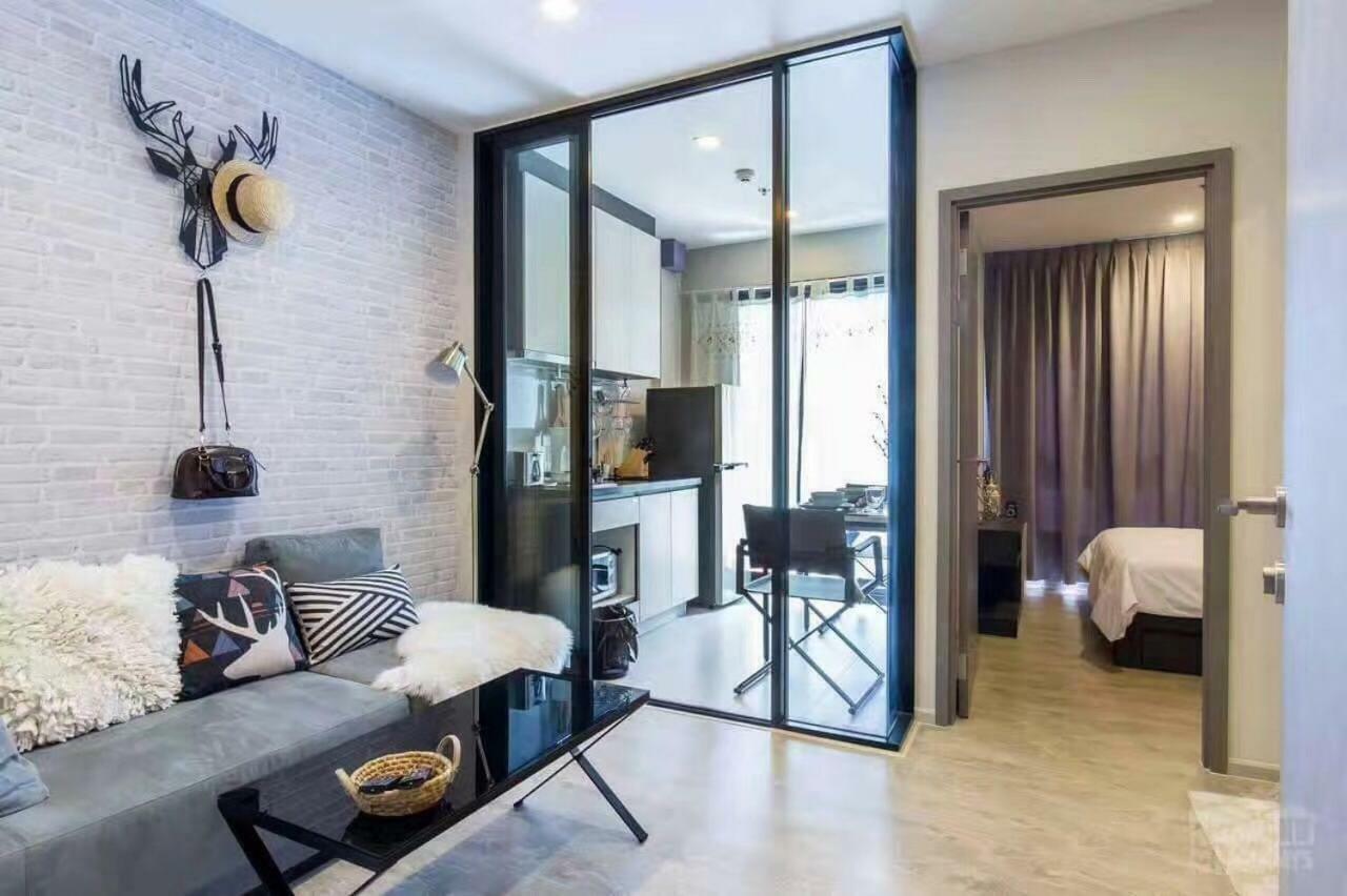 The Base Condo Pattaya Exteriör bild